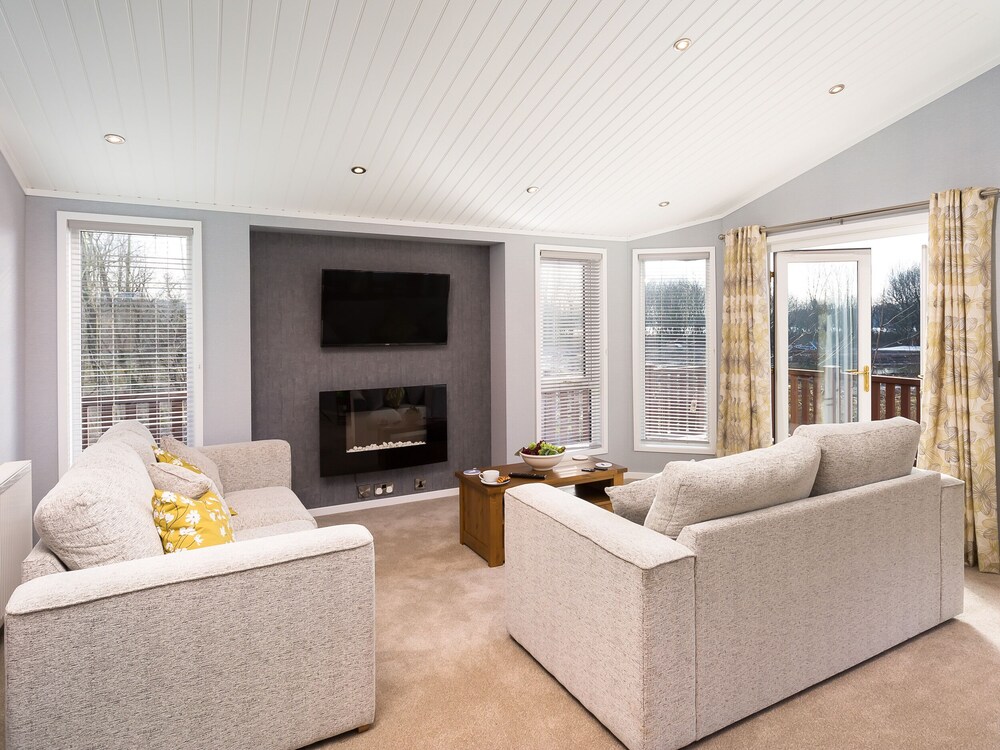 Waternook Lodge