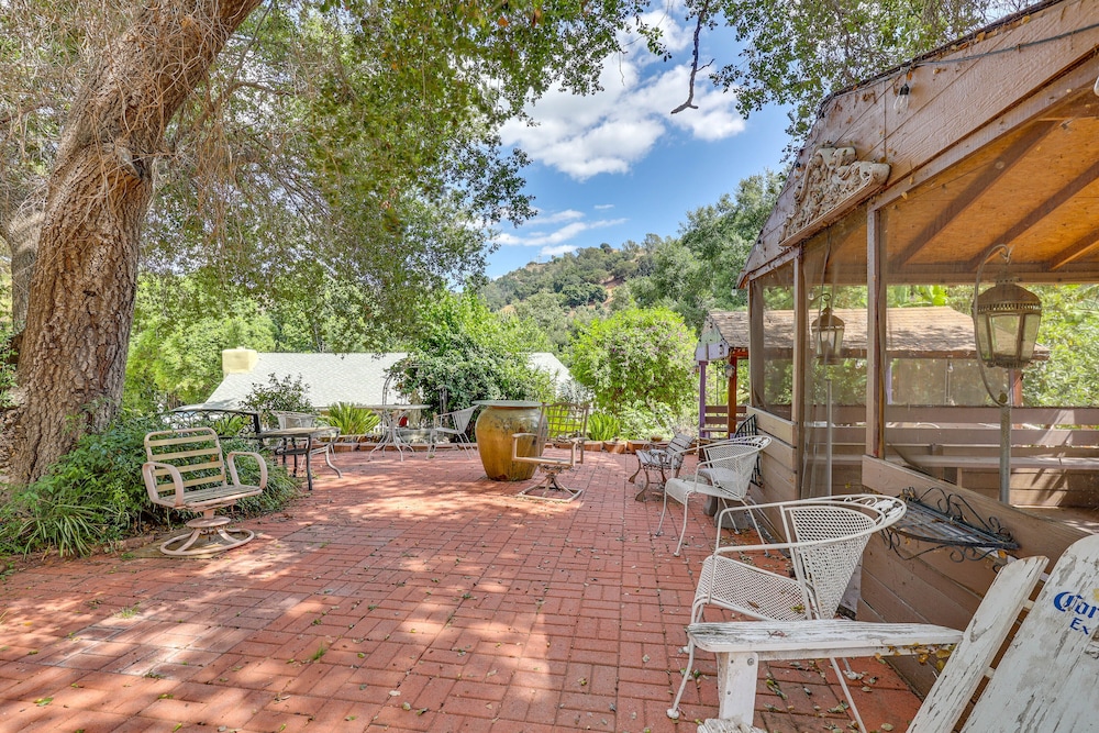 Cozy Escondido Escape Near Hiking & Downtown! view 2