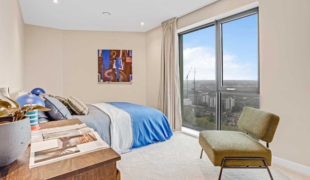 Elegant Two-bedroom Flat With a Spacious Balcony