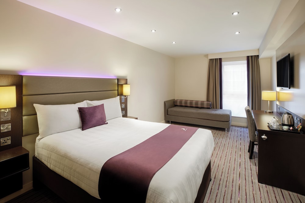 Premier Inn Bristol City Centre King St