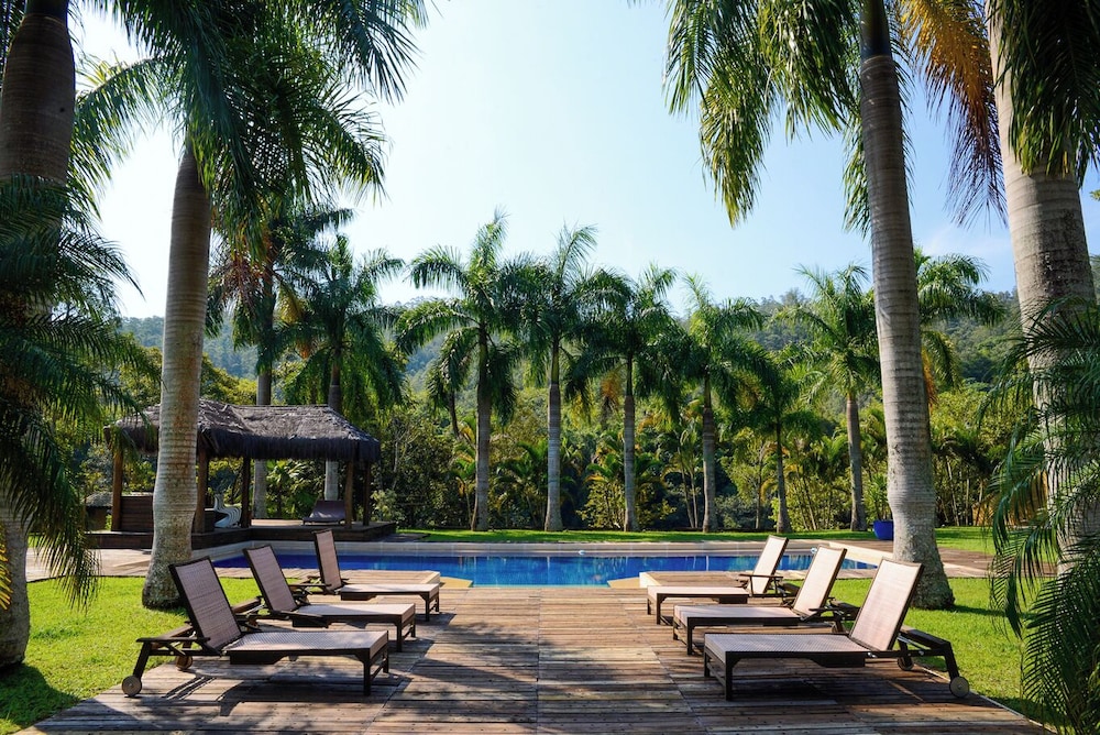 Casa de Campo c Piscina Academia Hidro e Wi-fi