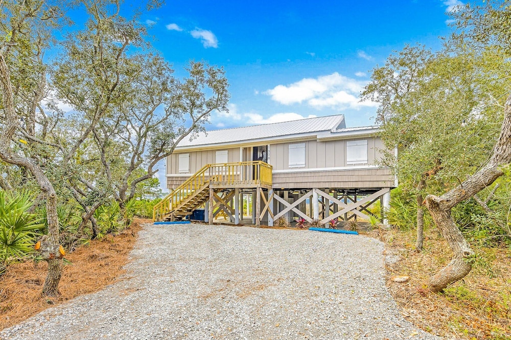 Coastal Dreams 1308 5 Bedroom Home