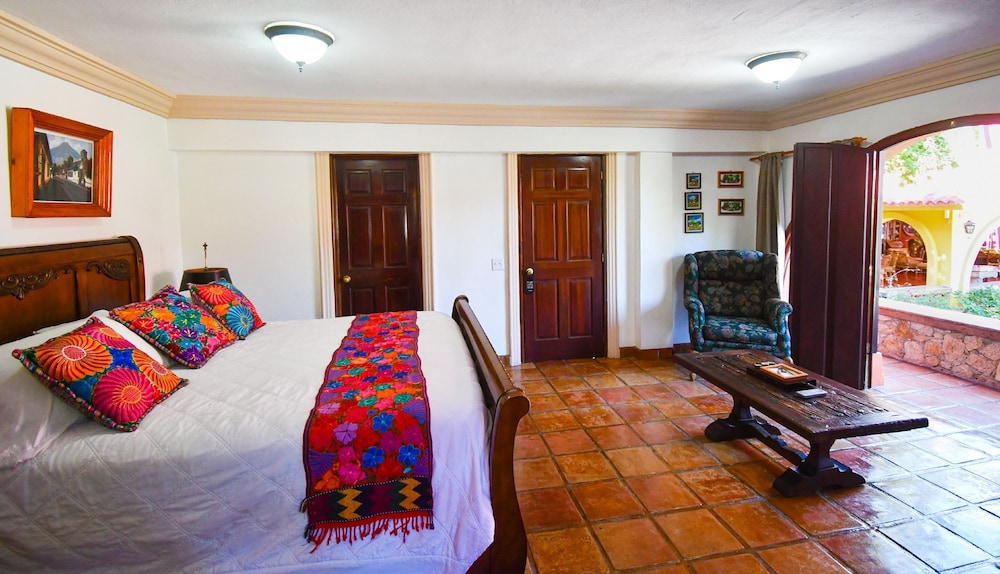 Collection O Casa Bella Hotel Boutique, Cabo San Lucas