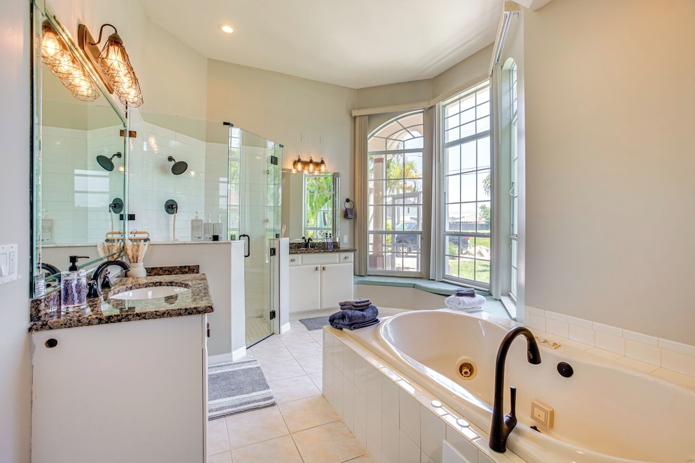 Dock & Outdoor Oasis: Waterfront Cape Coral Home