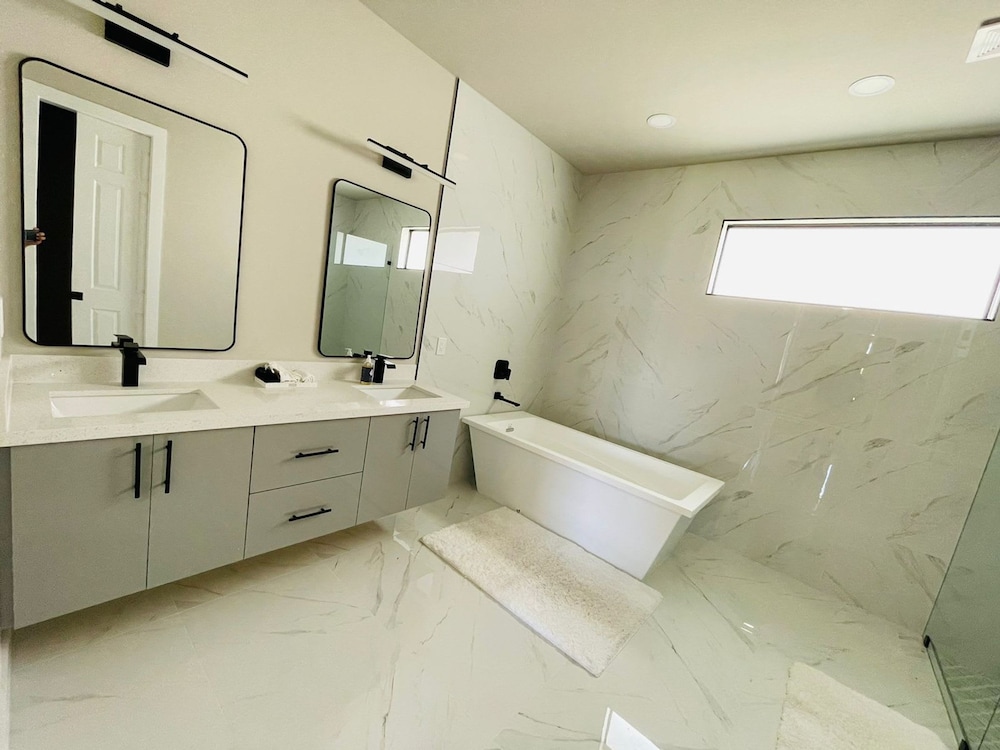 Xlhouse Safe Comfortable Perfect for Big Families