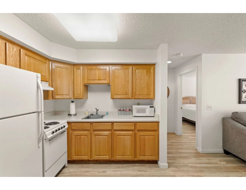 Highland Estates Condotel