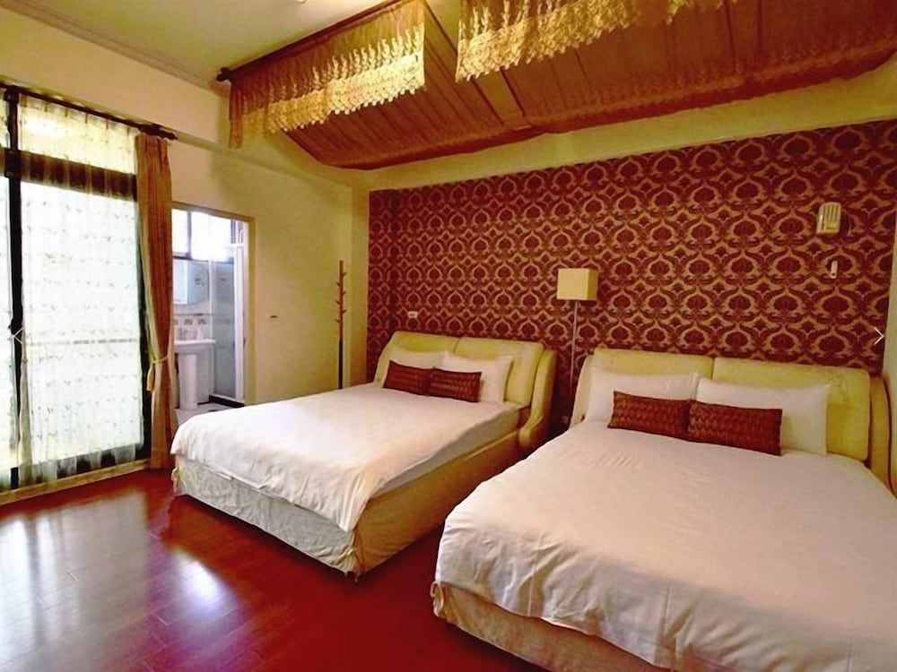 Amicasa Guesthouse
