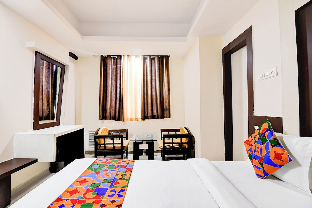 Fabhotel Park Street Inn