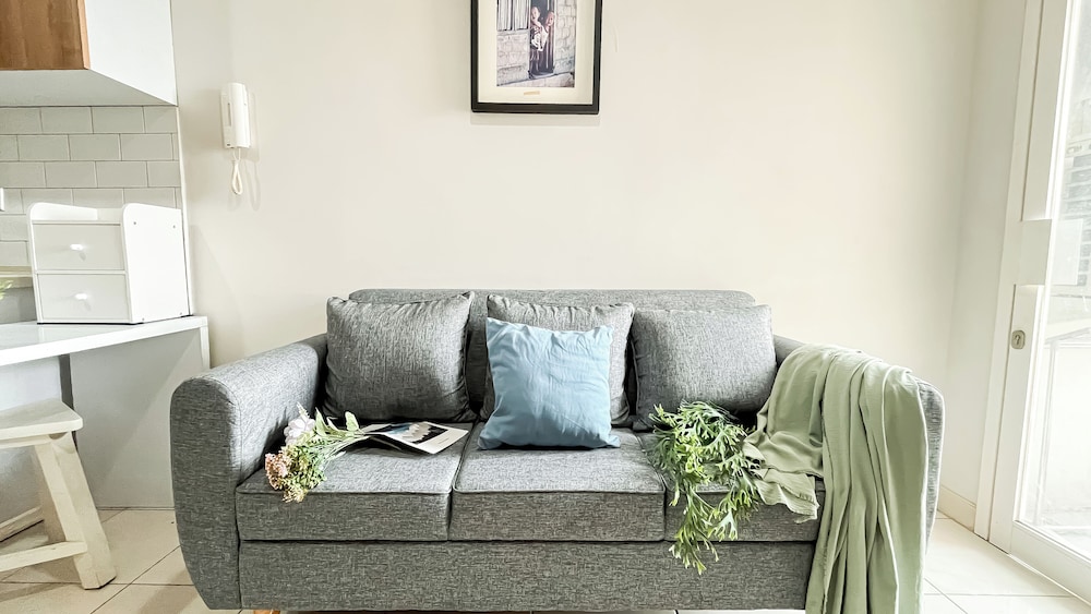 Scandinavian Minimalist 2Br At Cinere Bellevue Suites Apartment