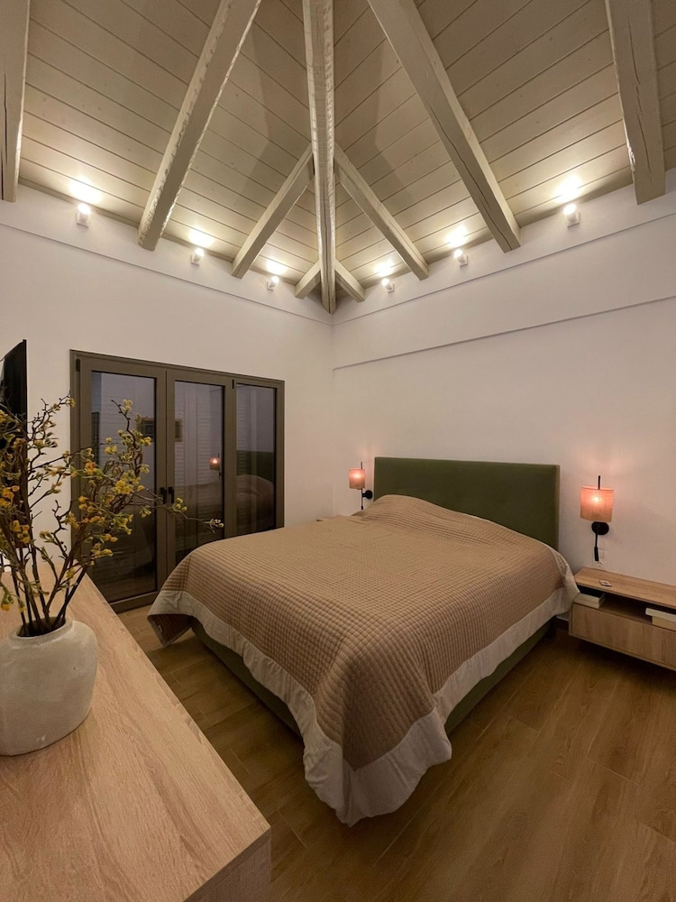 VV Luxury Villas