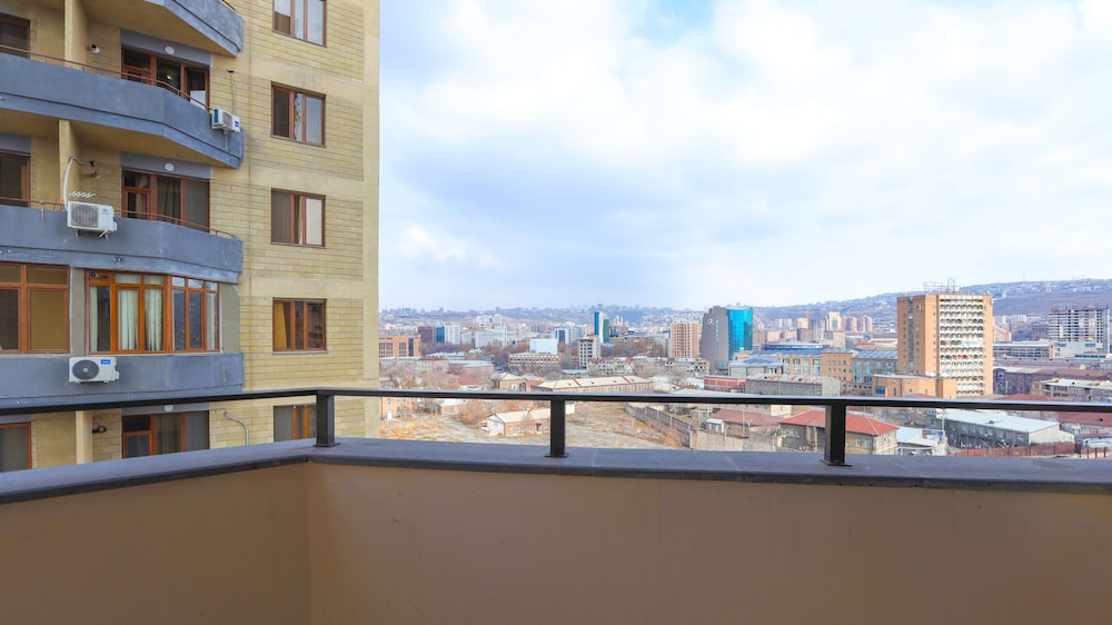 Stay Inn on Argishti 7/13