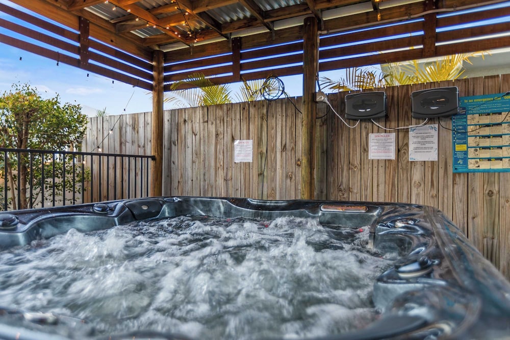 Trinity Oasis Spa BBQ Family Retreat