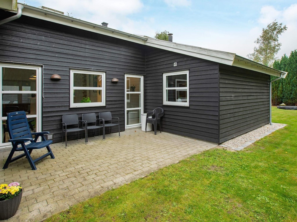 12 Person Holiday Home in Vaeggerlose-by Traum