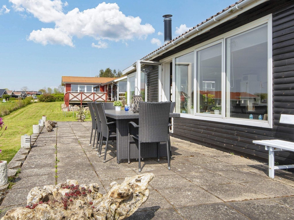 7 Person Holiday Home in Juelsminde view 3