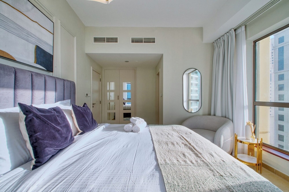 Cozy 1BR at Bahar with great view