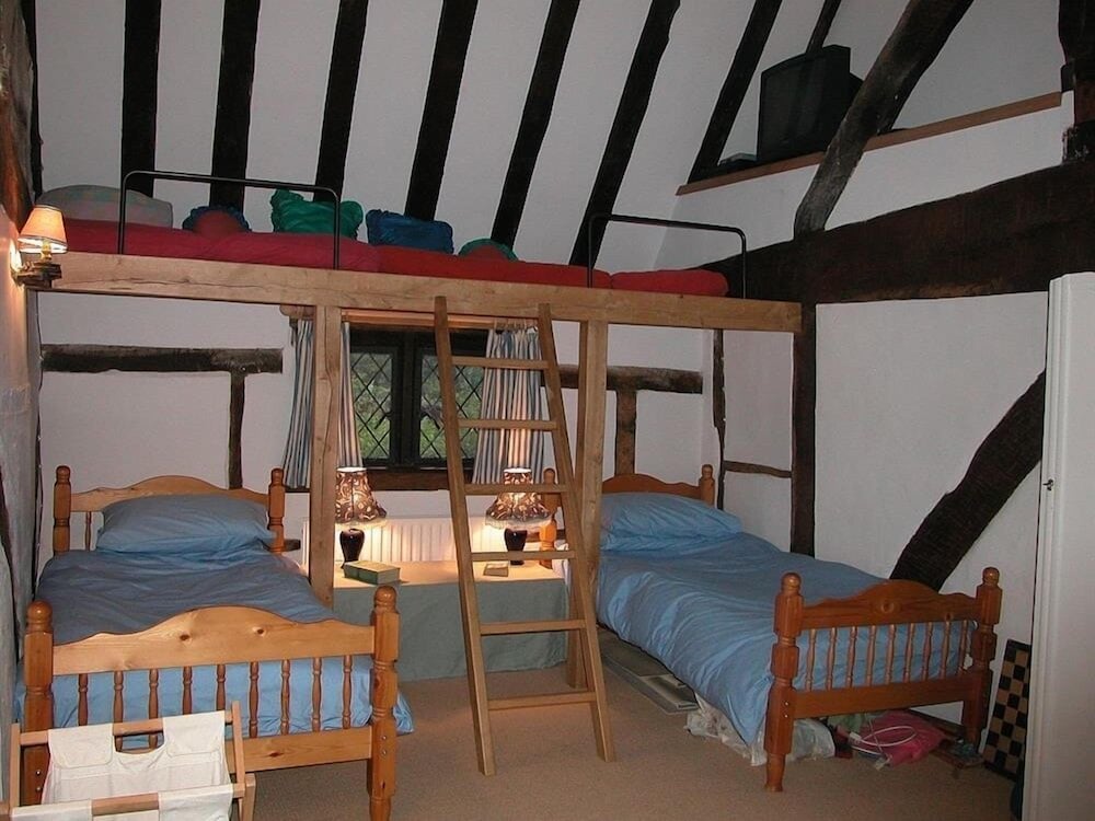 The Yeoman's House view 5