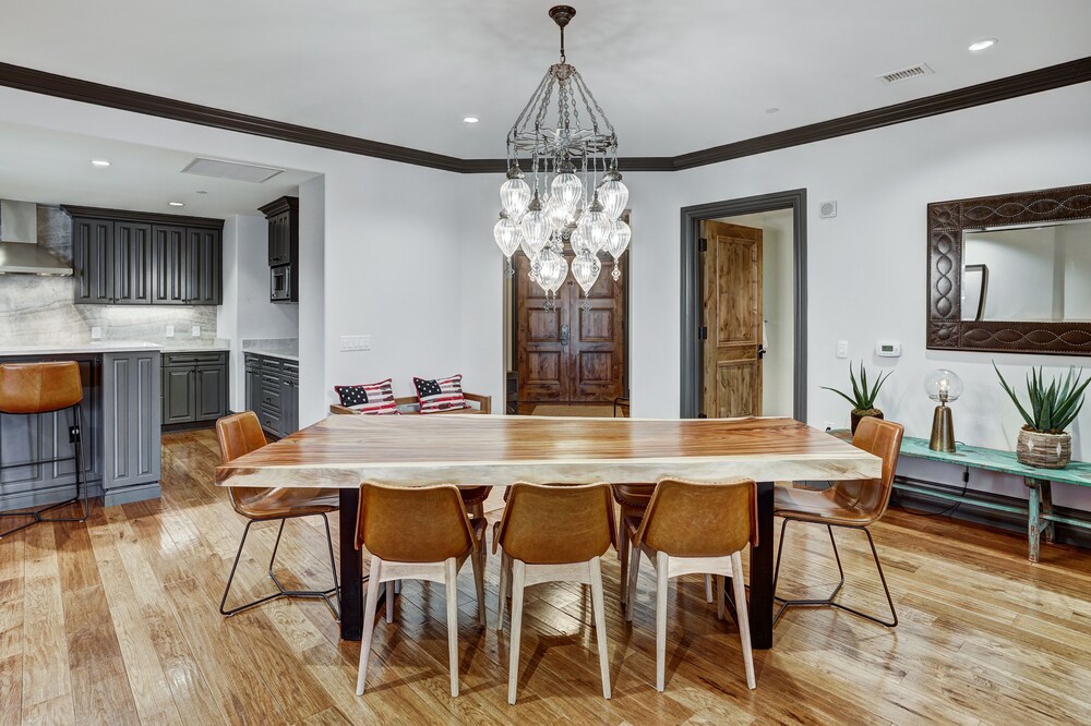 Luxury 3 Bedroom Condo at The Arrabelle by RedAwning - Save 20 on 7 Nights! - Property Image 5