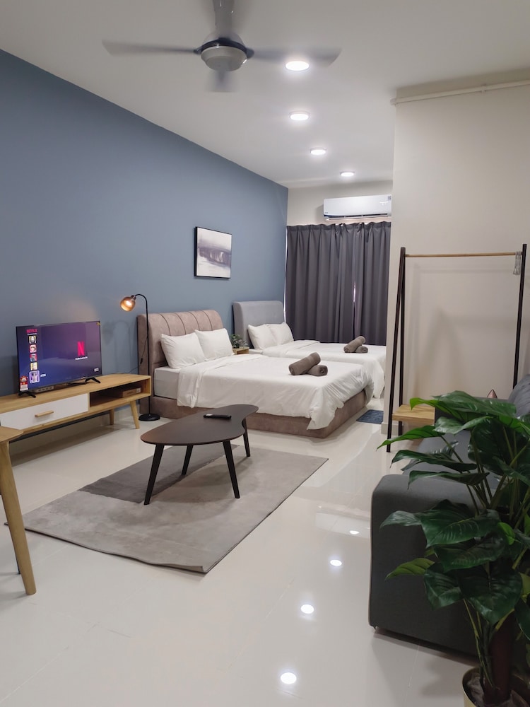 KLIA Airport Homestay 12
