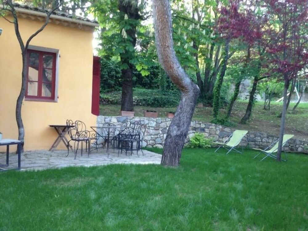 Villa Roumanille