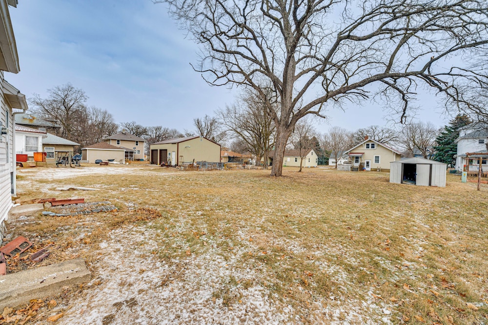 Hike, Fish & Boat: Lake Mills Home w/ Yard