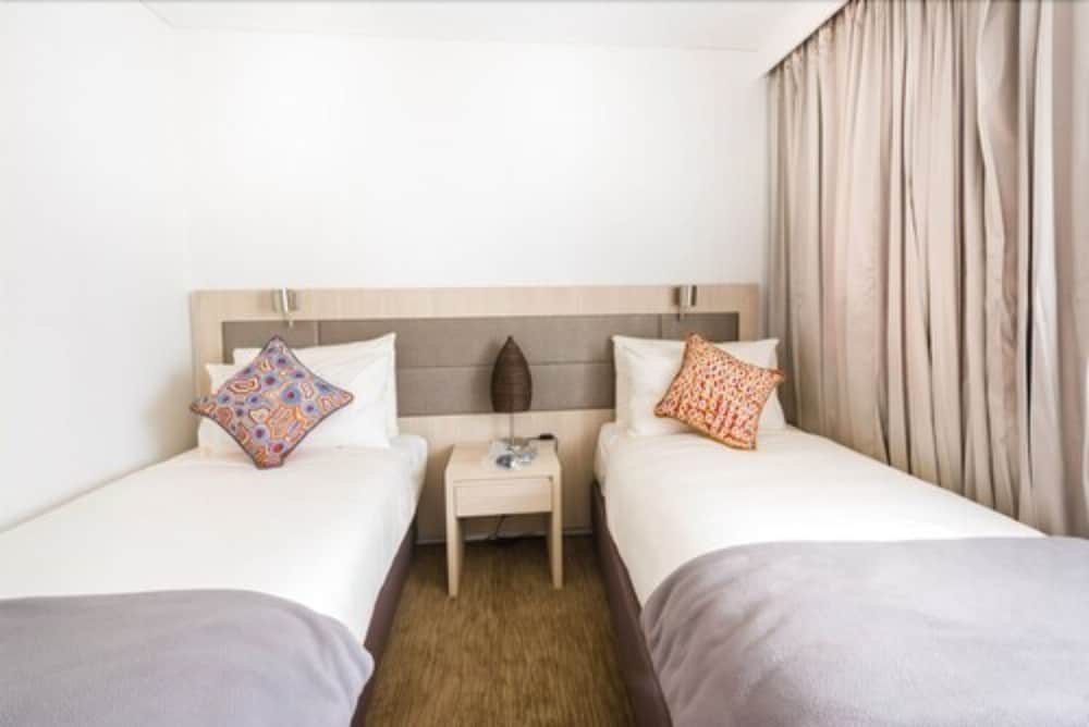 Yulara Vacations - Emu Walk Apartments - Property Image 24
