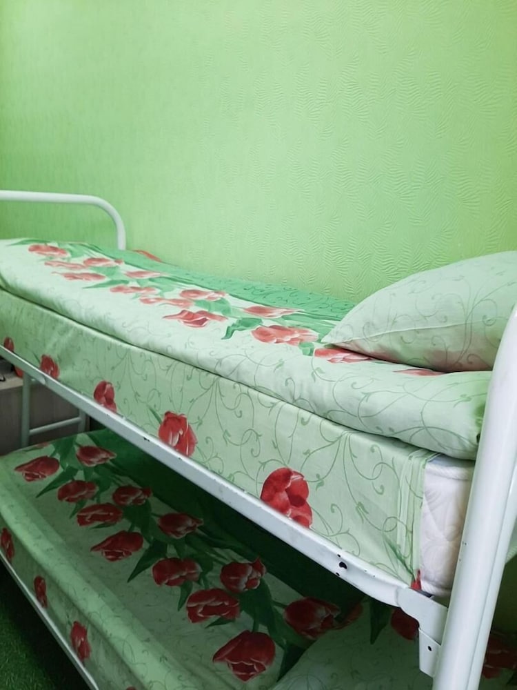 HotelHot Baumanskaya - Hostel