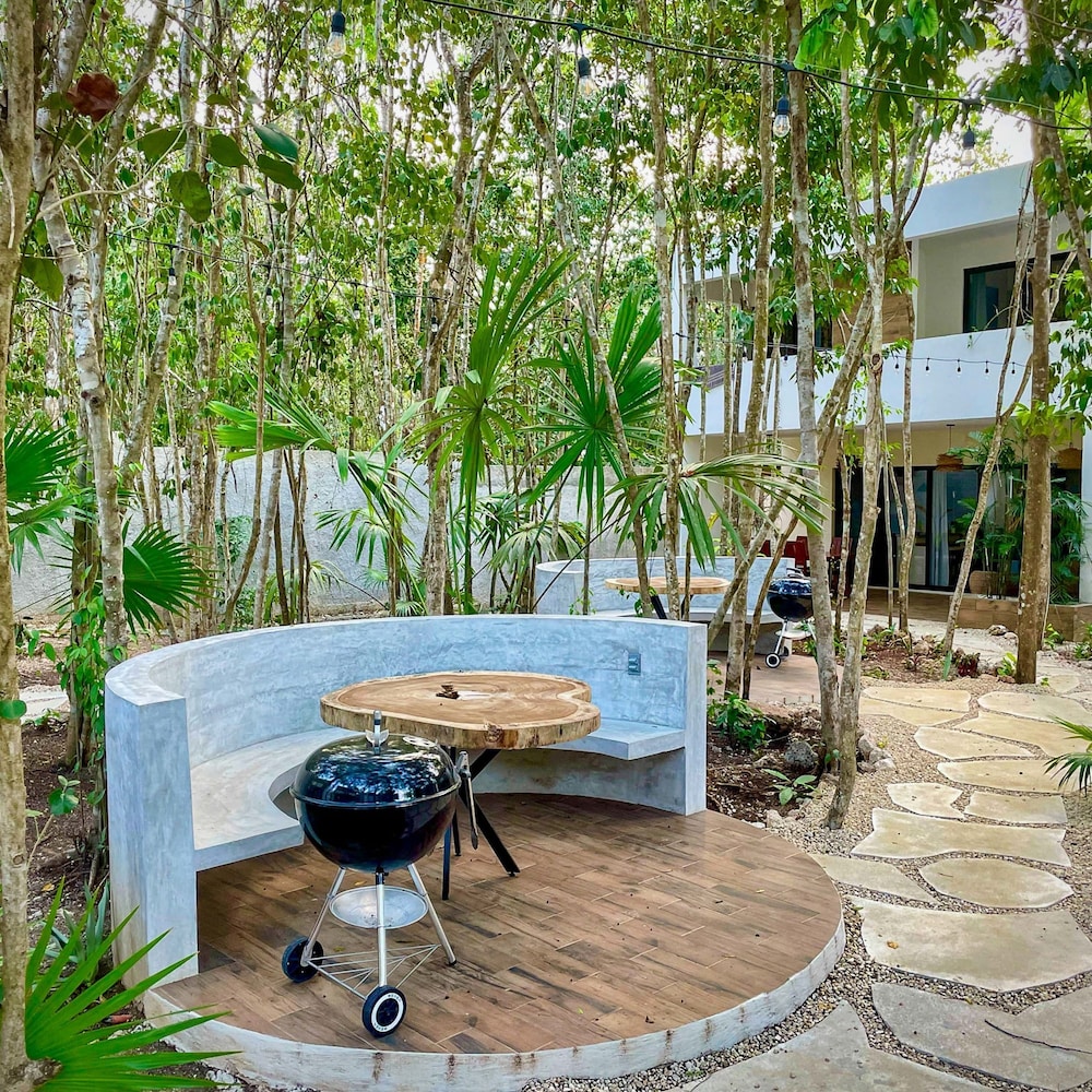 Villa Sayil Pool AC Internet Beach Club