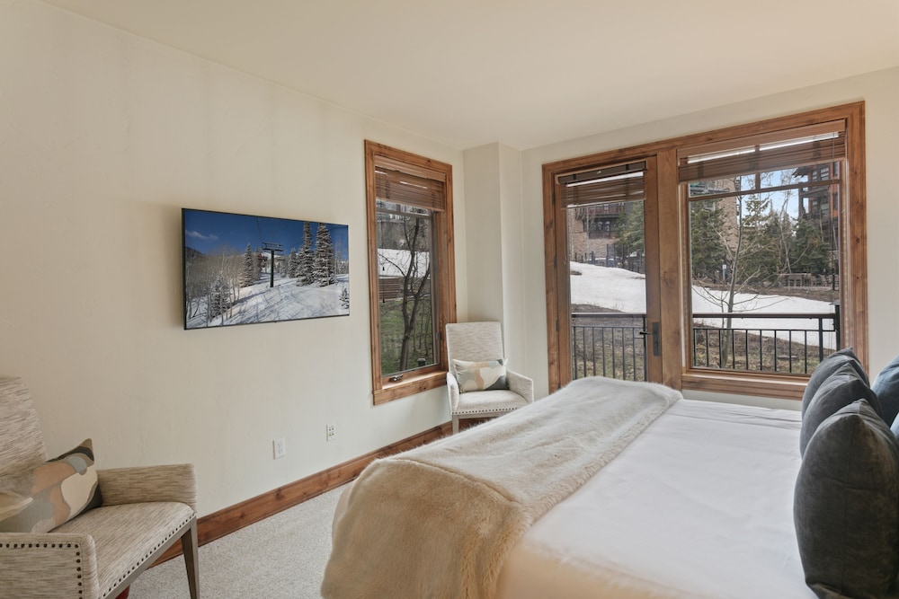 106 - Three Bedroom Shooting Star 3 Condo