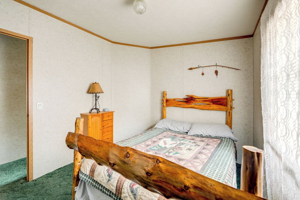 Creekside Retreat in the Adirondacks: Swim & Hike!