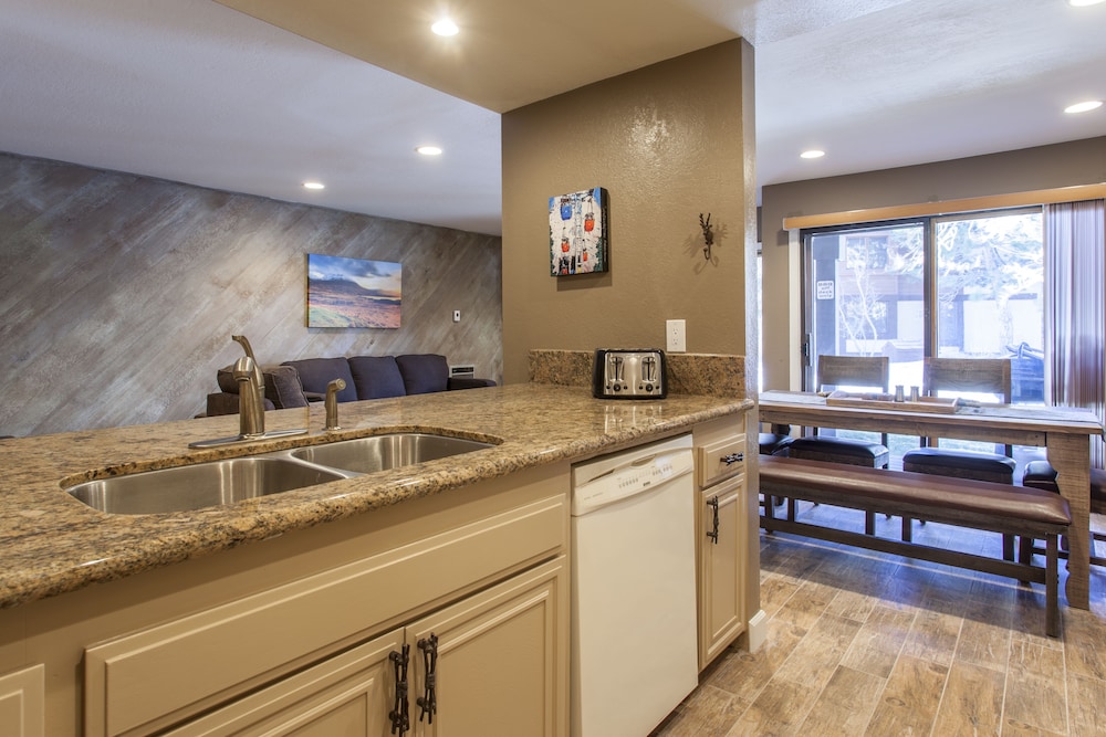 Snowcreek 405 Phase III