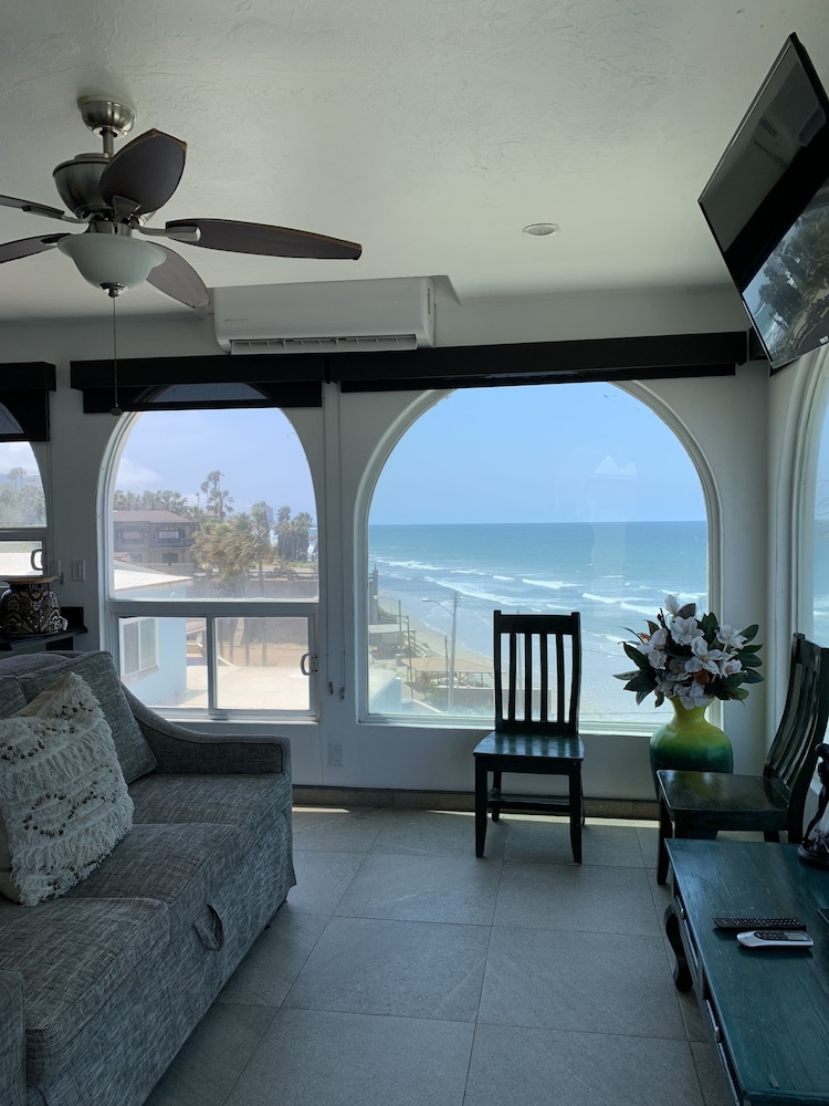 Casa Playa Baja