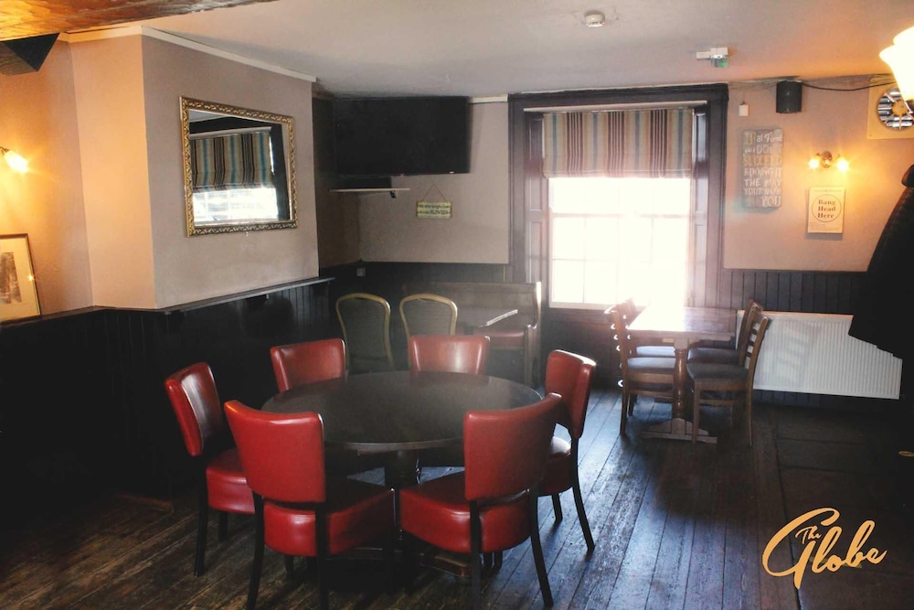 The Globe Inn