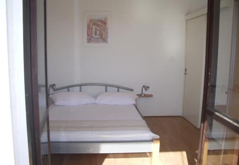 Josip II - 150 m From Beach With Free Parking - A6