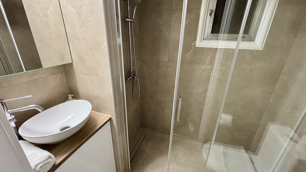 Seabreeze City Center Flat No 5