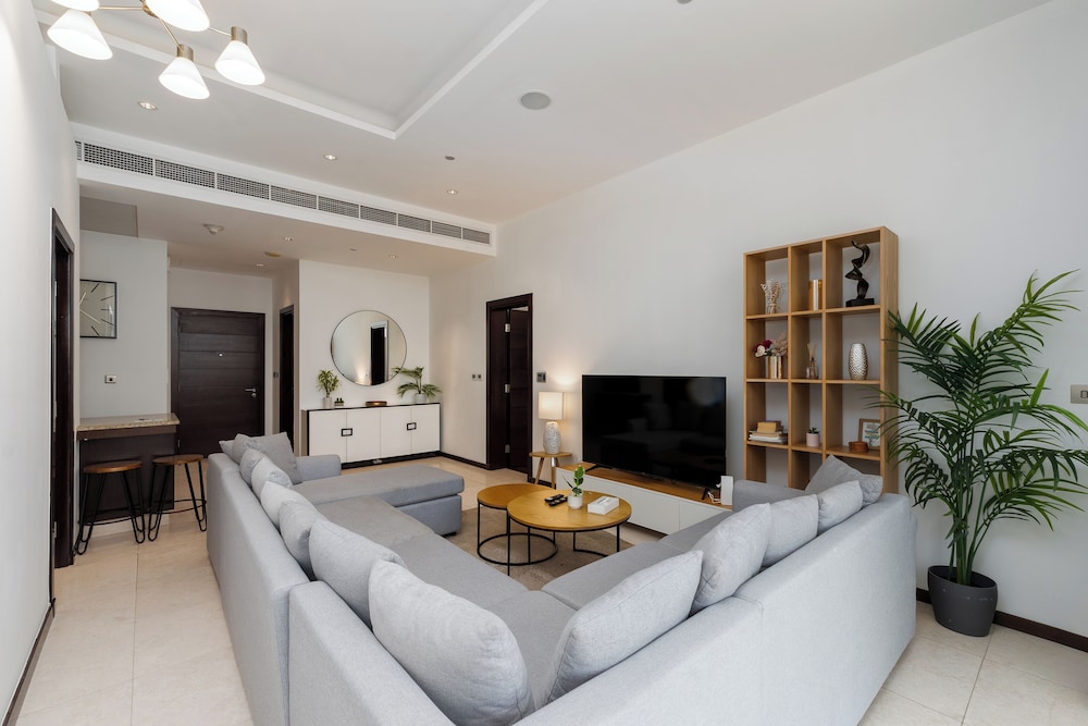 Tiara Residences - Mint Stay