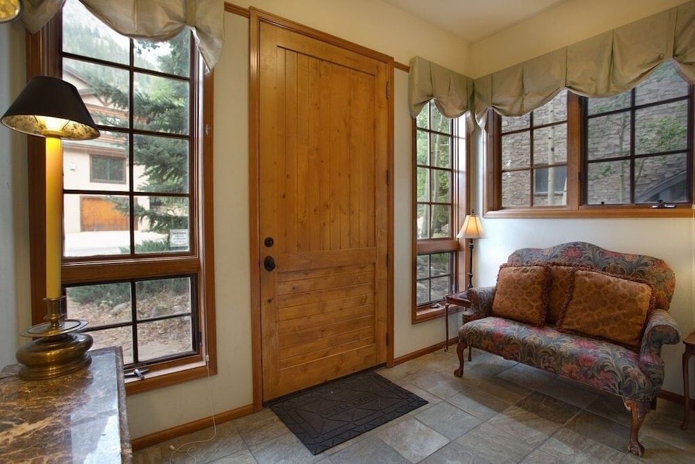 Streamside Lane 4 Bedroom Home