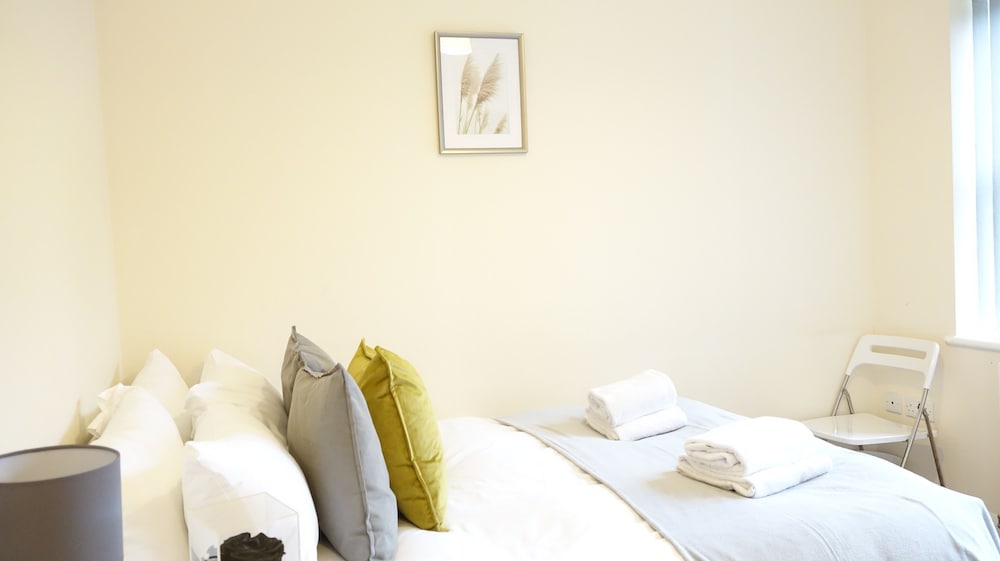 Heathrow Ensuites Rooms