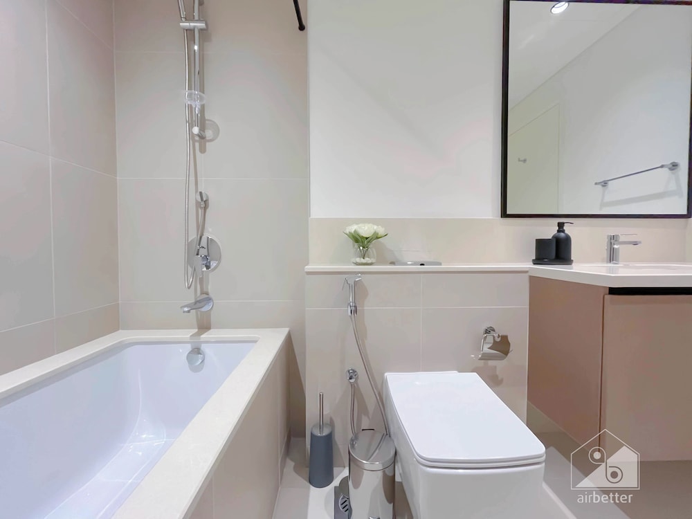 Burj Crown Luxury 3bedroom Balcony & View