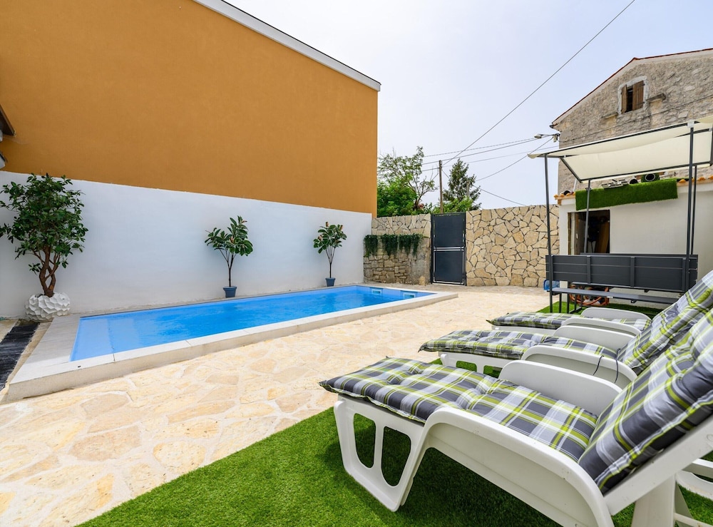 Villa in Porec With Private Pool and Beach