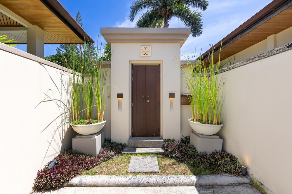 Villa Emilia with Private Pool