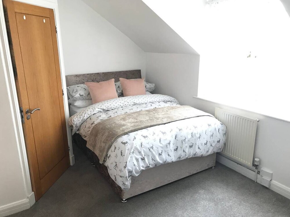 City Centre Townhouse - Perfect for a City Break view 5