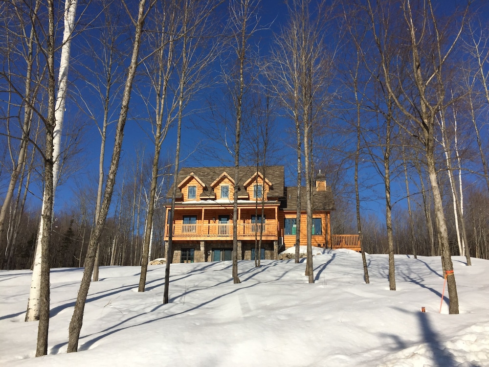 Selenia Lodge