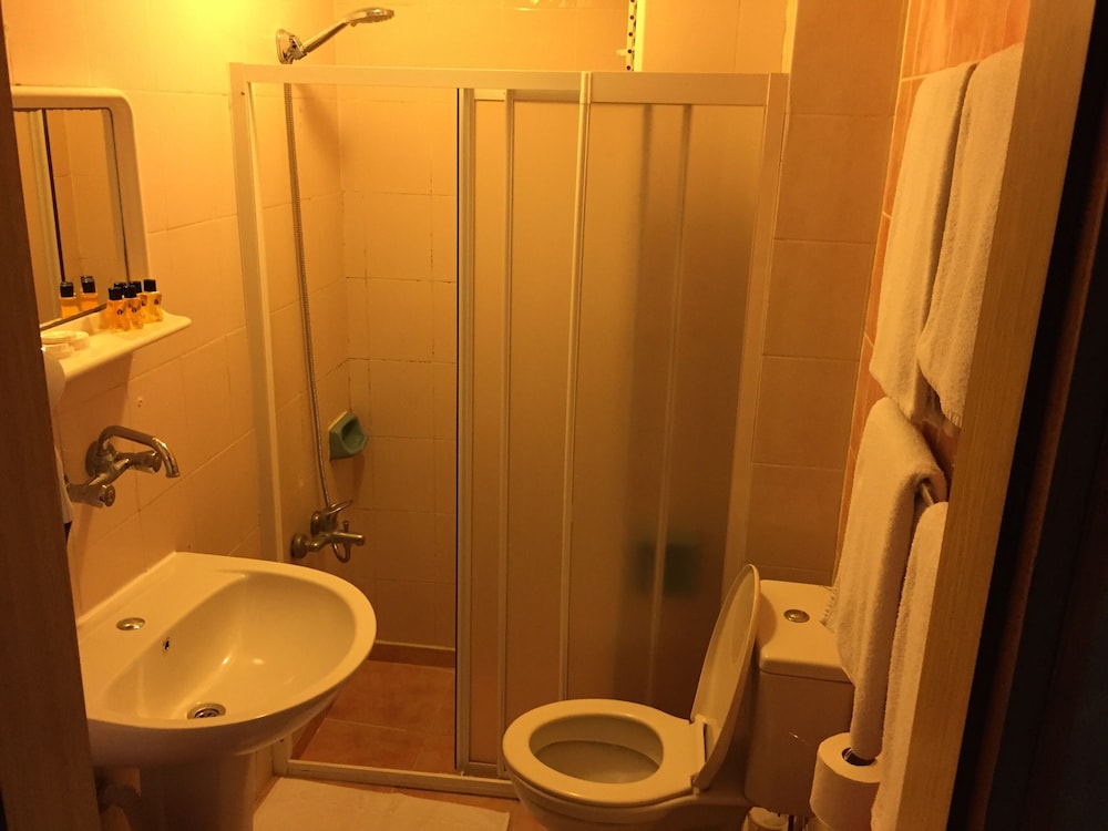 Istanbul Paris Otel & Pansiyon - Image 51