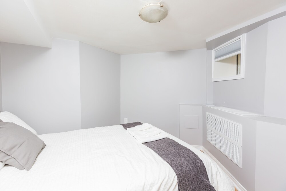 Applewood Suites - The Annex Lofts - Image 4