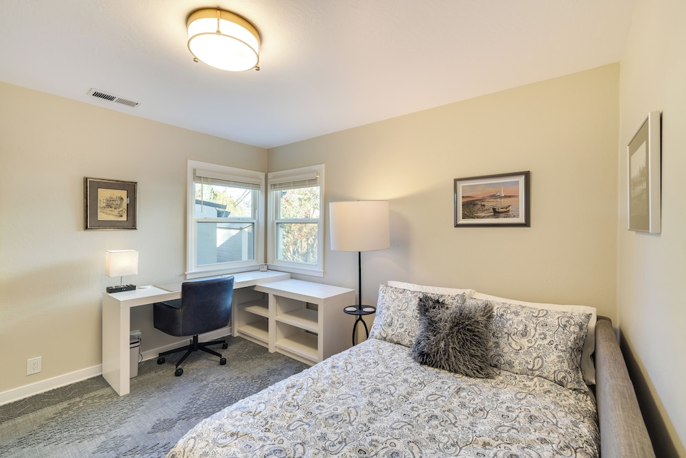 4 Mi to Dtwn San Jose: Sleek & Modern Duplex!