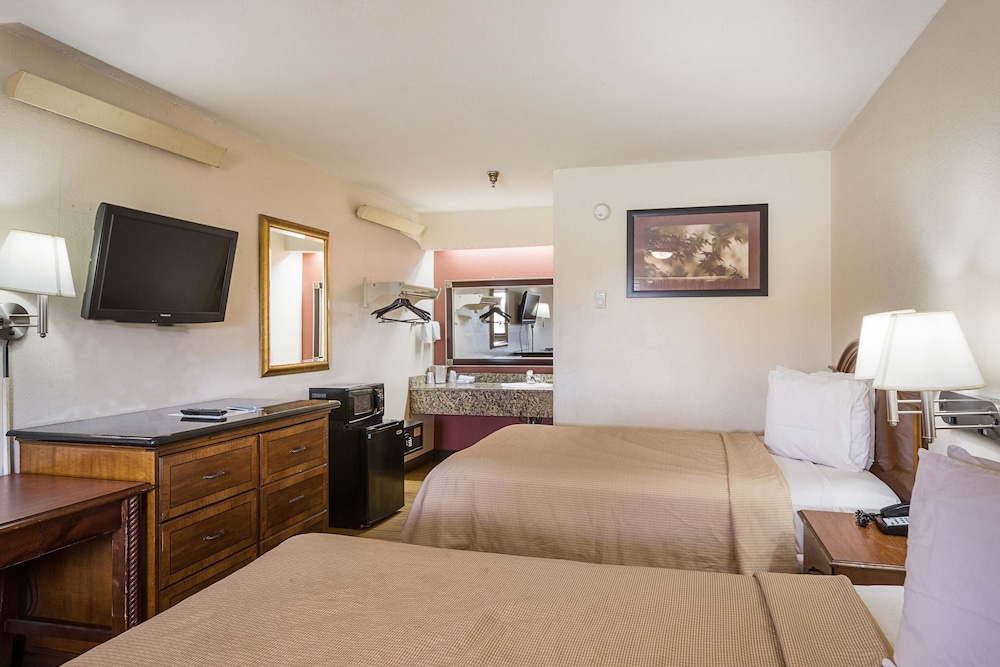 Rodeway Inn Tampa near Busch Gardens - USF, Bilde 18