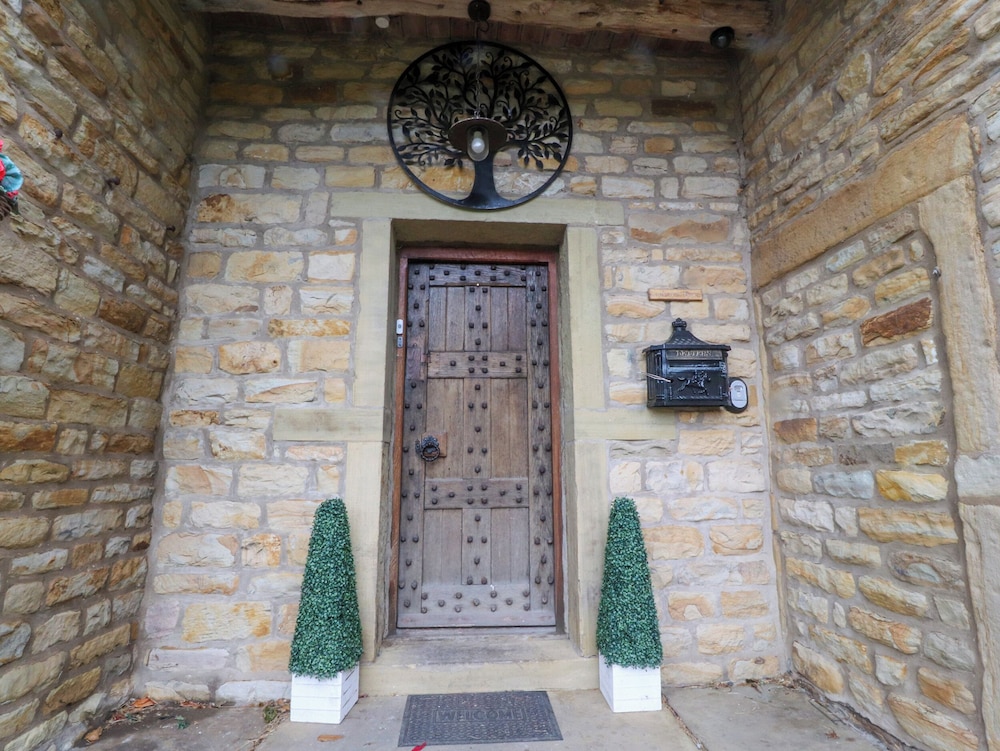 Inghams Barn