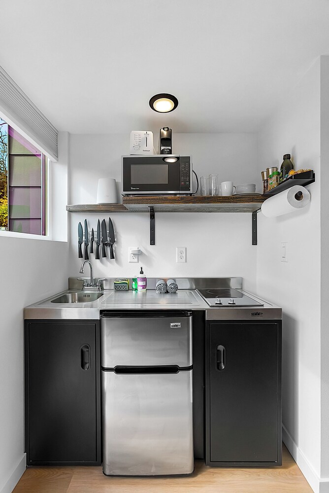 Sleek & Stylish Urban Loft