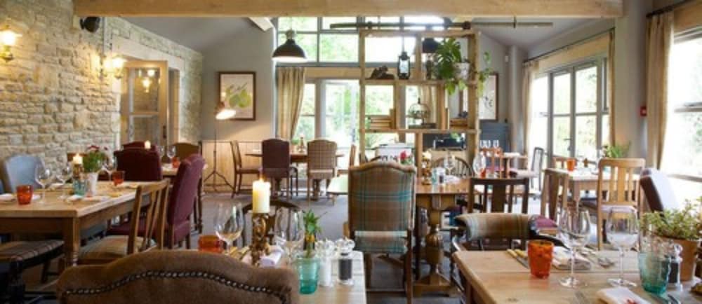 Melksham Vacations - The Pear Tree Inn - Property Image 8