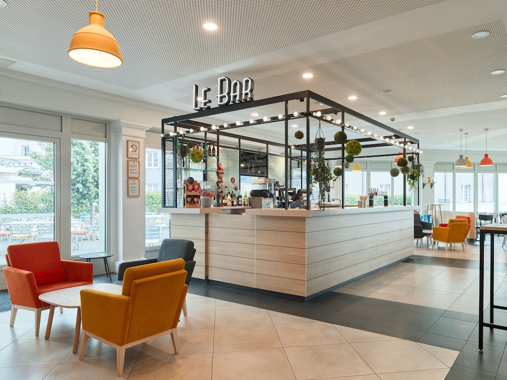 Magny-le-Hongre Vacations - BB Hotel pres de Disneyland Paris - Property Image 8